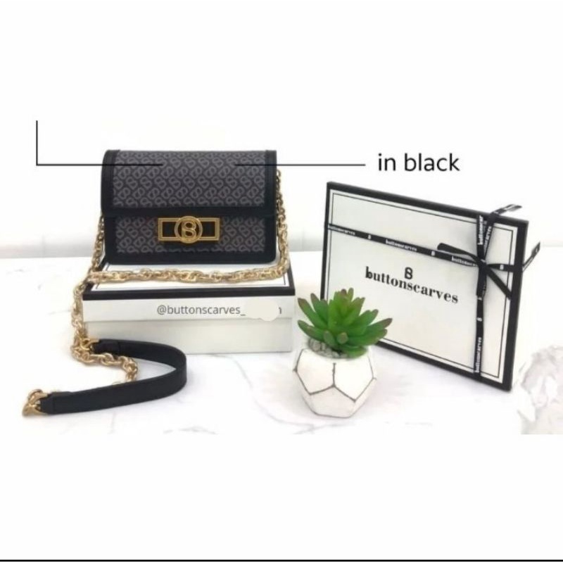 IZZY SLING BAG BUTTONSCARVES | IZZY SLING BAG BLACK | IZZY SLING BAG BEIGE BUTTONSCARVES BENANG DJAR