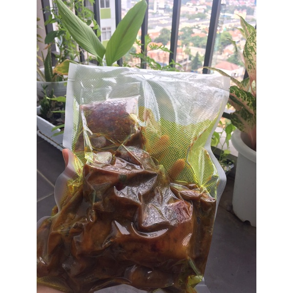 

AYAM KAMPUNG BUMBU SOLO SIAP BAKAR (1 EKOR) PAWON ASMORO