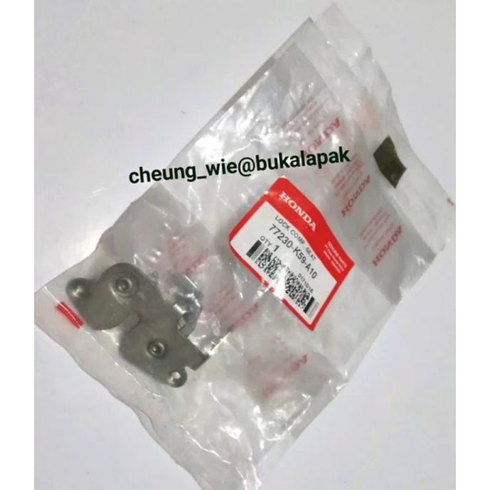 77230K59A10 engsel jok/ capit stut sadel honda new Vario 125/150 LED injeksi 2015-2017 ori AHM