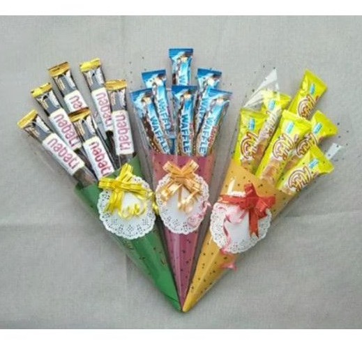 

buket snack / cone snack / hadiah wisuda mini