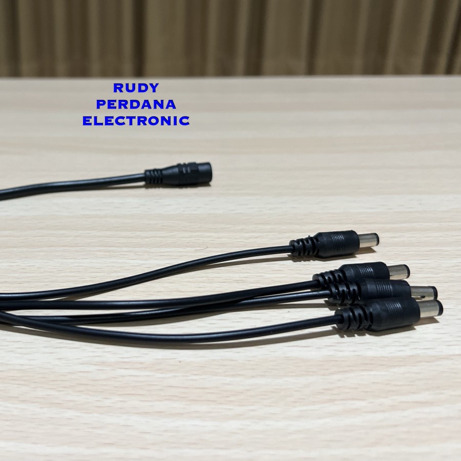 KABEL JACK DC 5.5x2.1 MM FEMALE TO MALE CABANG 4 CUMI SPLITTER 40 CM