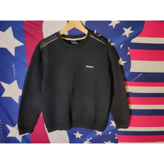 crewneck reebok