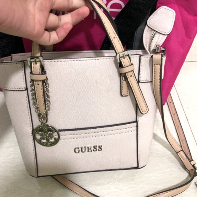 preloved tas guess ori / guess ori bag / guess tas mini preloved