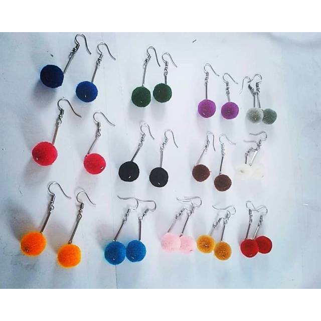 ANTING Korea Gantung Cantik /Anting Pompom /Anting Hijab Fashion Kekinian/ Aksesoris Murah Wanita