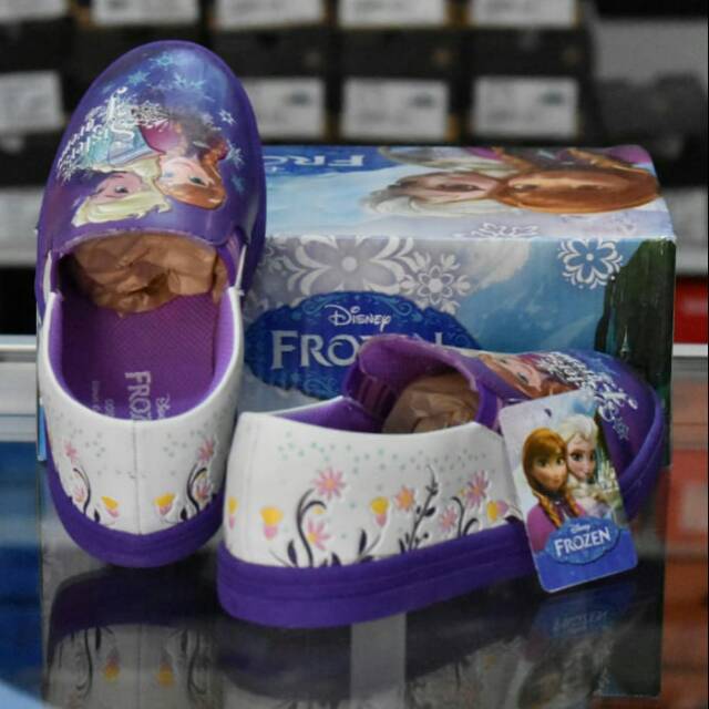 Sepatu Disney Frozen Miracle