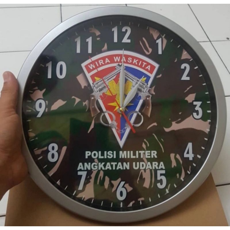 JAM DINDING POMAU POLISI MILITER ANGKATAN UDARA