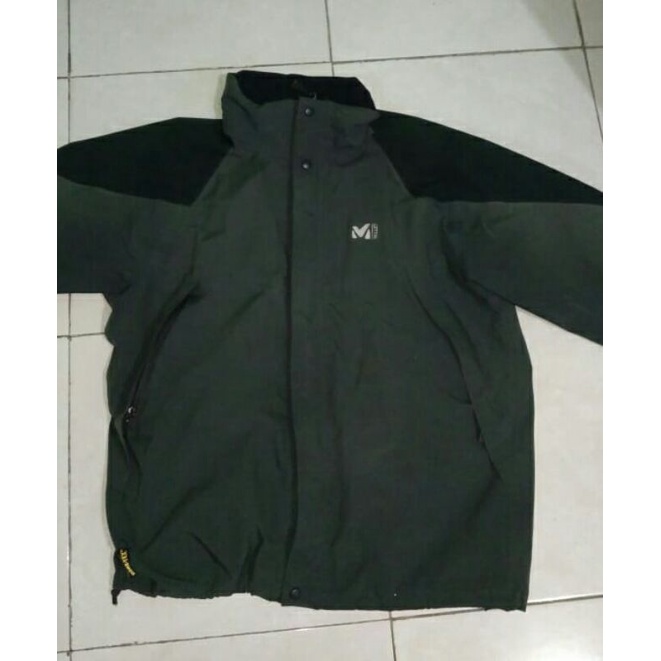 millet gore tex hijau ukuran L second /jaket second