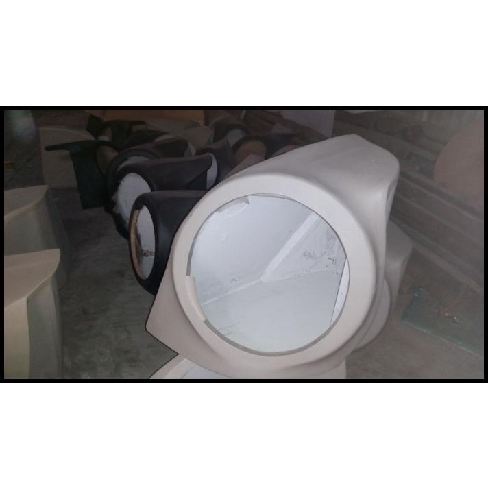 Box Audio Custom Sudut Mobil Apv