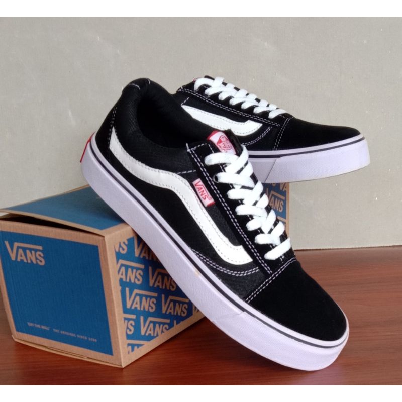 (free box vans)sepatu vans  old skool classic black white sepatu vans premium classic hitam putih