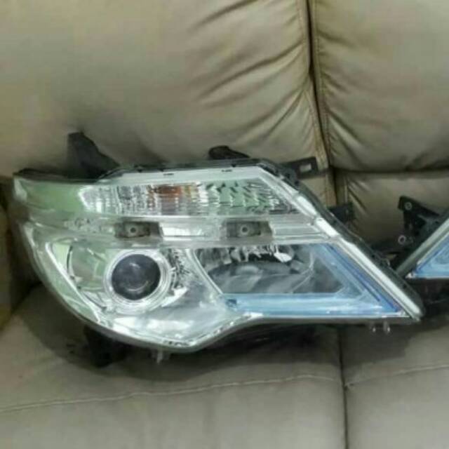 Headlamp lampu depan nissan serena 2016 2017 2018