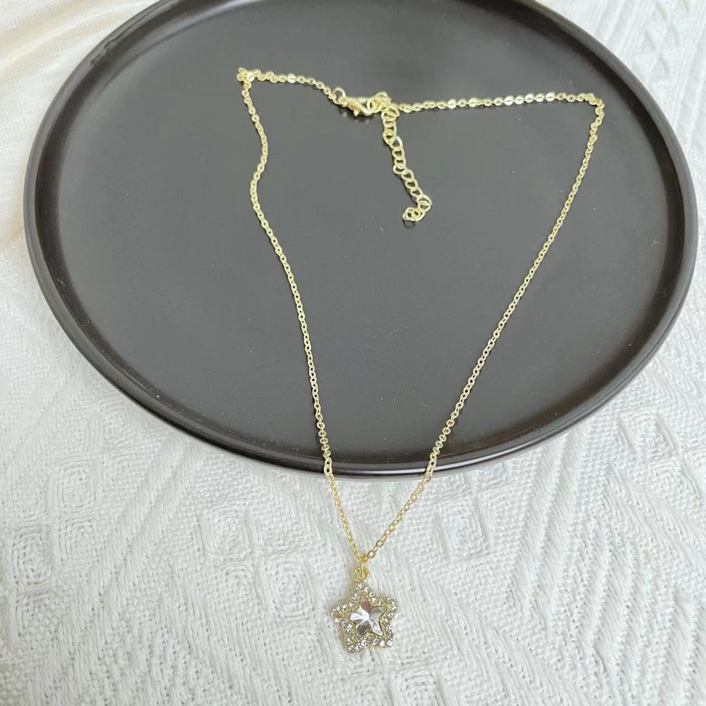 Kalung Rantai Dengan Liontin Bintang Zircon Mewah Gaya Korea Untuk Wanita