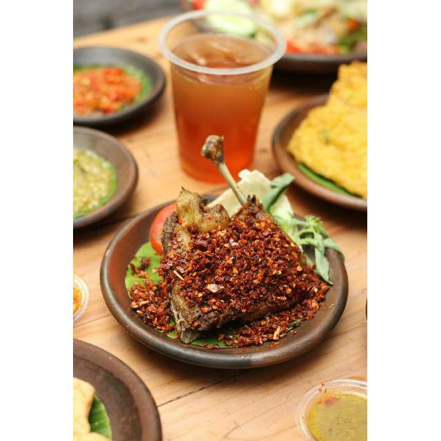

Penyetan Cok Bebek Bumbu Kuning Frozen