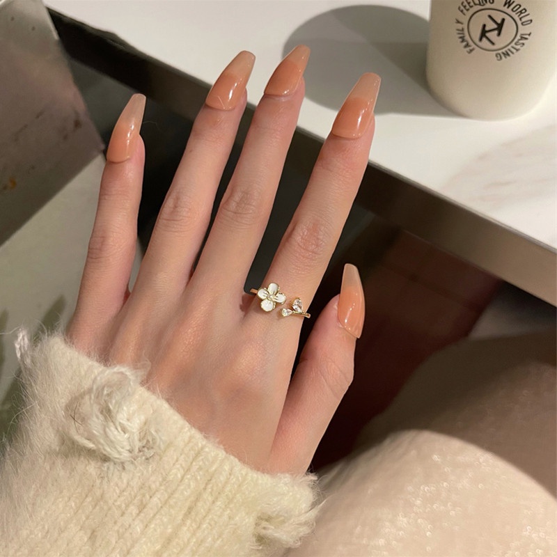Cincin Model Terbuka Adjustable Desain Bunga Aksen Mutiara Bahan Zircon Gaya Korea Untuk Wanita