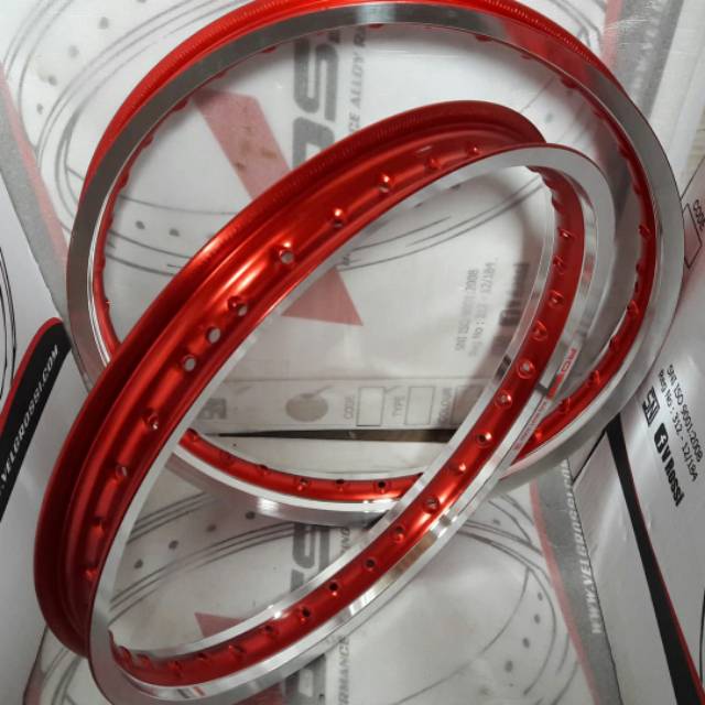 Velg Rossi two tone uk 1.60/1.60x17 wm silver merah