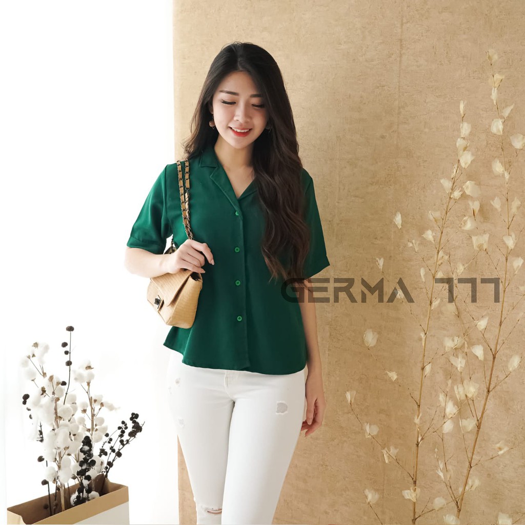 Baju Atasan Kemeja Wanita  Basic Polos Lengan Pendek  Casual 