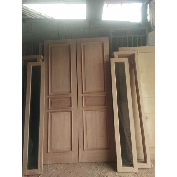 kusen pintu utama kayu kamper samarinda