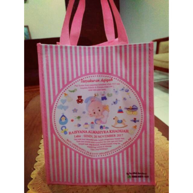 

Tas souvenir aqiqah uk 23*23*30