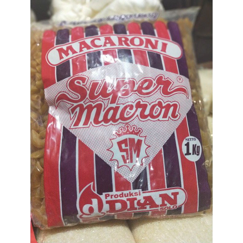 

makroni super macron