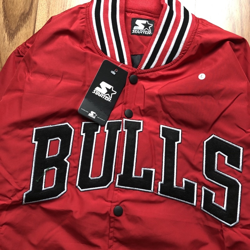 VARSITY JACKET BULLS - MERAH TEXT HITAM  FULLTAG