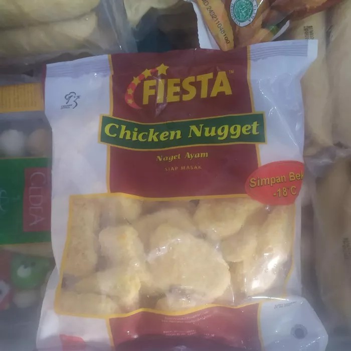 

Fiesta Chicken Nugget 500gr naget ayam kiloan murah HALAL chicken