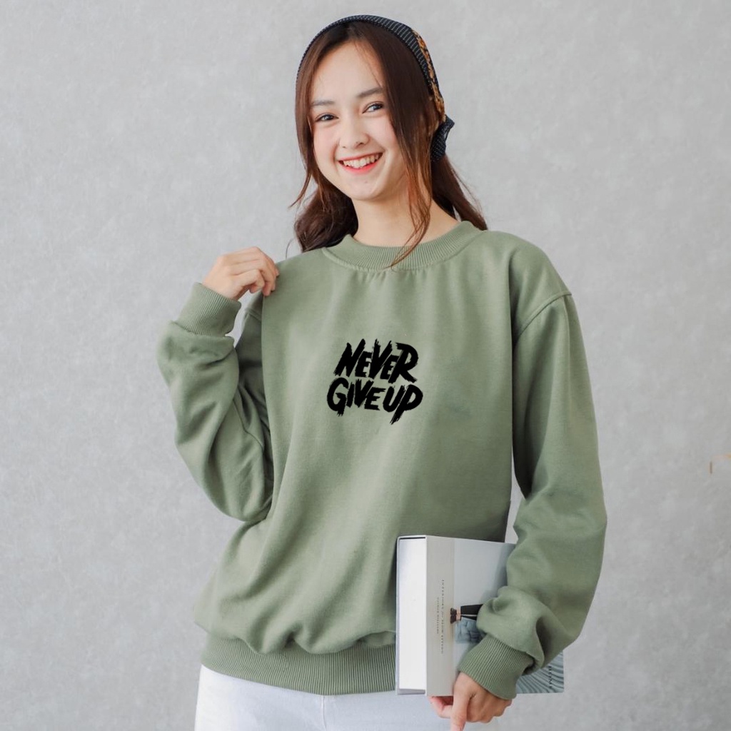 Sweater Never Give Up Black Pria &amp; Wanita | Sweater Korea Style Fleece Cotton | Dhea Fashion