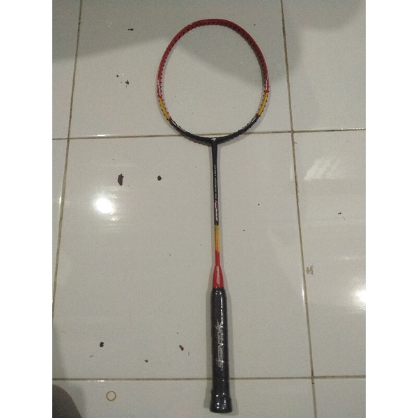 Raket badminton genesis obral