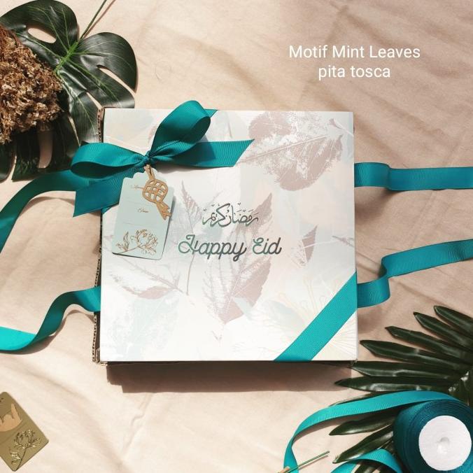 

[COD] BOX PREMIUM KOTAK KUE TEMA LEBARAN, IDUL FITRI UKURAN 22x22x8 cm [COD]