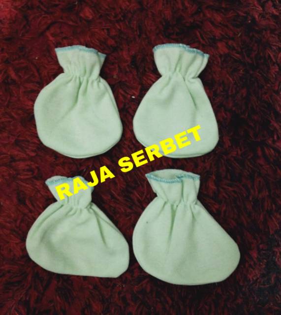 sarung tangan bayi polos warna 1 set ( 1 pasang sarung tangan, 1 pasang kaos kaki )