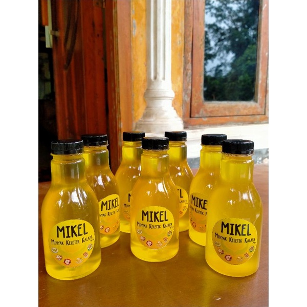 

Minyak kelapa asli // minyak kletik // minyak keletik 250 ml