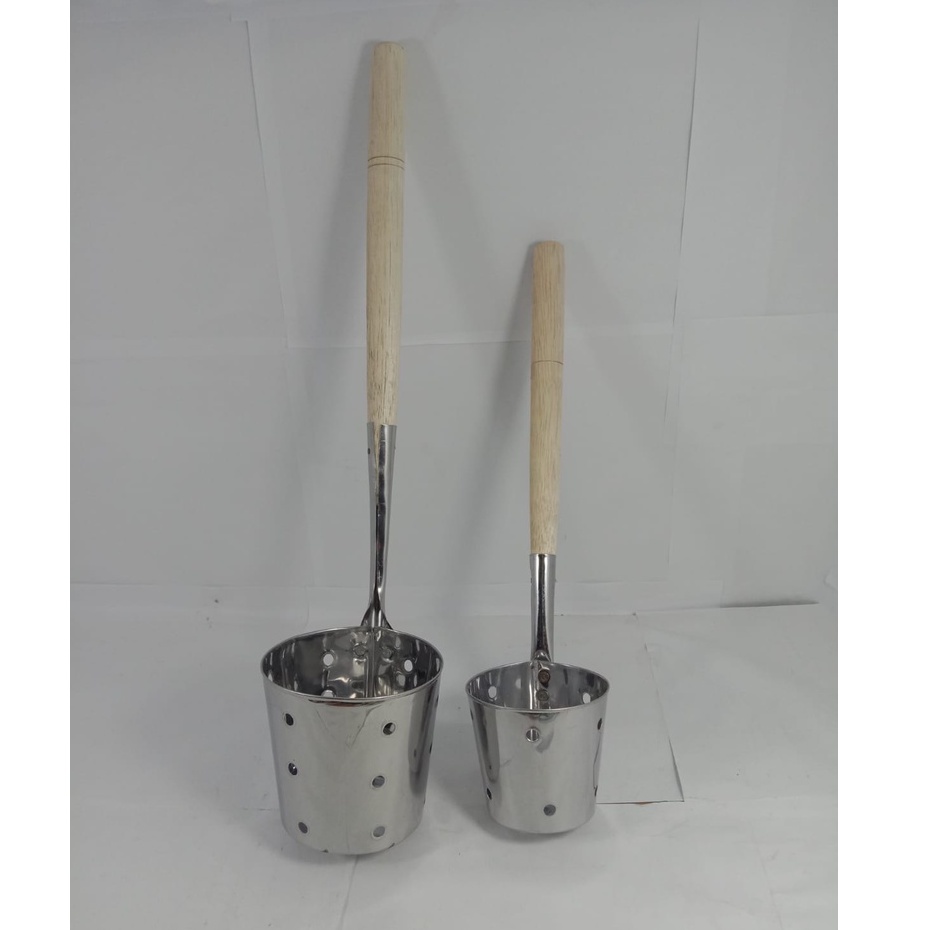 SARINGAN SEROK MIE (MIE AYAM) BAHAN STAINLES - ALUMUNIUM GAGANG KAYU