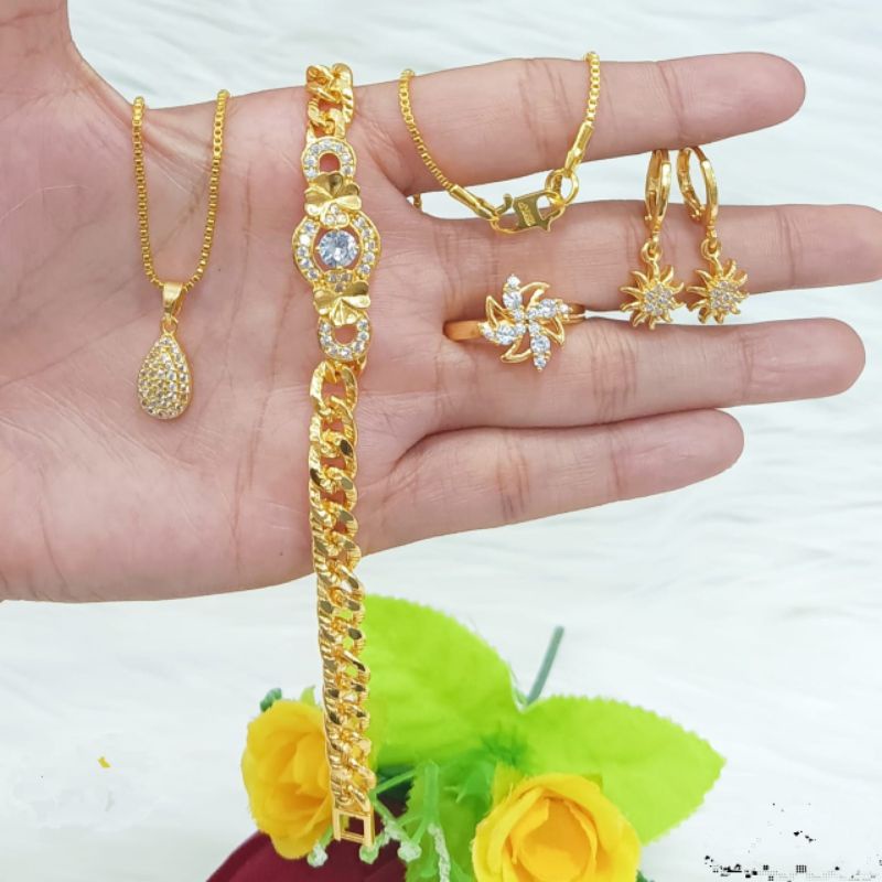 set perhiasan wanita dewasa warna emas cantik