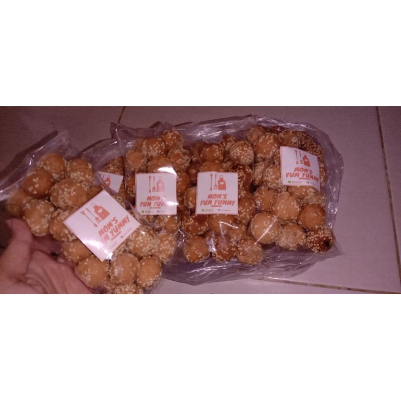 

Kue Kering Ketawa