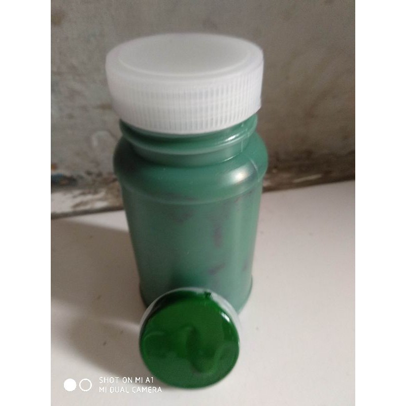 

CAT LAYANGAN ISI 100 GRAM WARNA HIJAU TUA