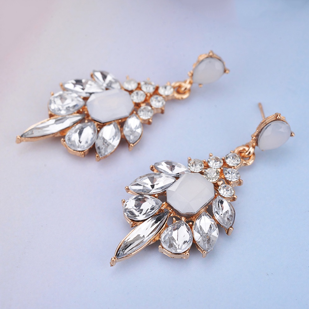 Hu Hu Hu Hu Hu Alat Bantu Pasang Kacamata♡ Anting Tusuk Wanita Bentuk Bunga Geometri Hias Berlian Imitasi Untuk Pesta