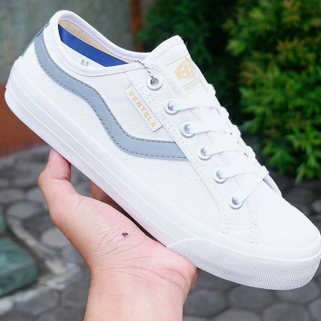 b_westshoes.id