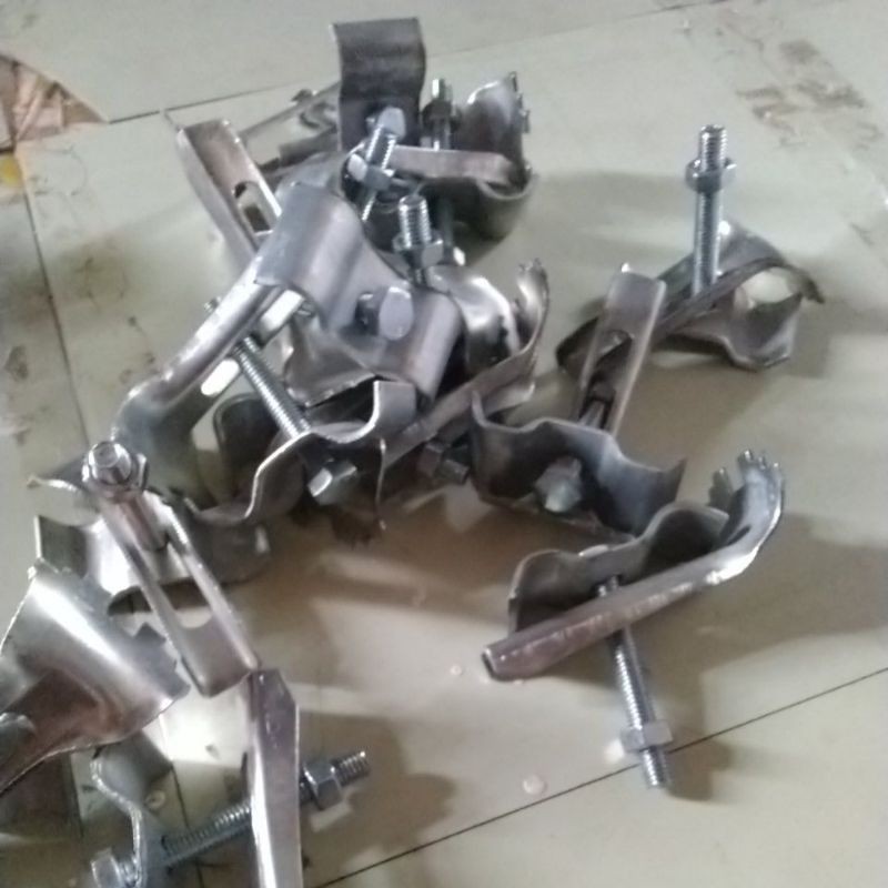 grating clamp