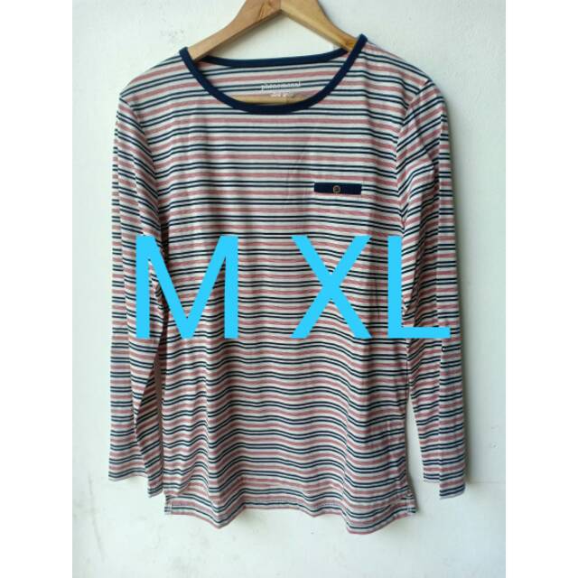 Kaos Wanita Phenomenal