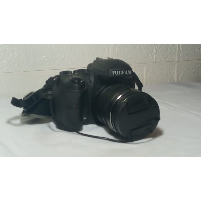 kamera / Fujifilm FINEPIX HS35 EXR