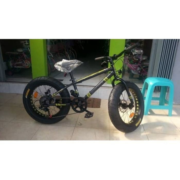 SEPEDA GUNUNG MTB 20 WIMCYCLE FATKIDS BIKE 20 X 4.00 7 speed