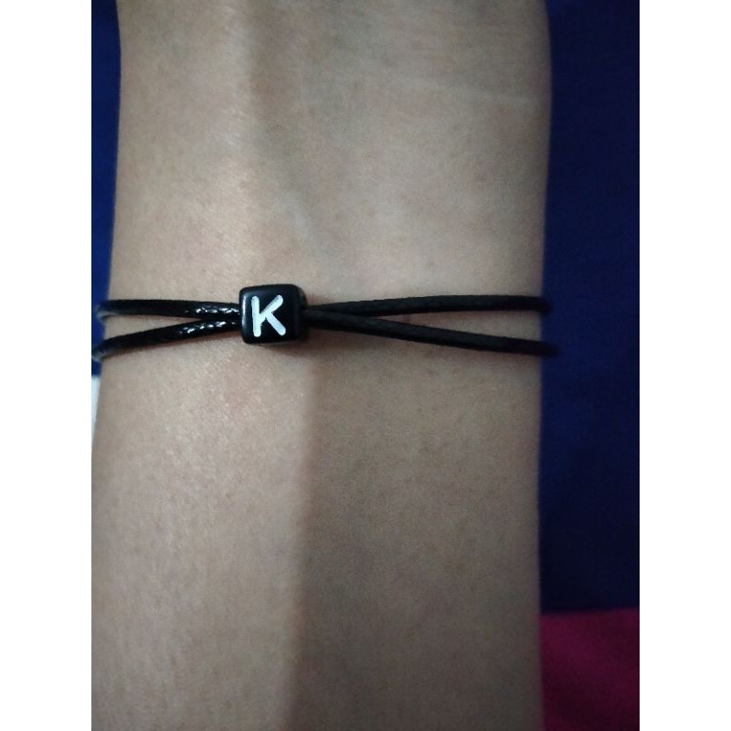 COSTUM GELANG TALI COUPLE INISIAL TALI KOREA (beli 10 pcs free 1 Glng polos) gelang viral / gelang kaki / gelang Costum / gelang kekinian / gelang simpel / gelang emas / gelang cantik / gelang imut / gelang persahabatan / gelang BESTie / gelang cinta