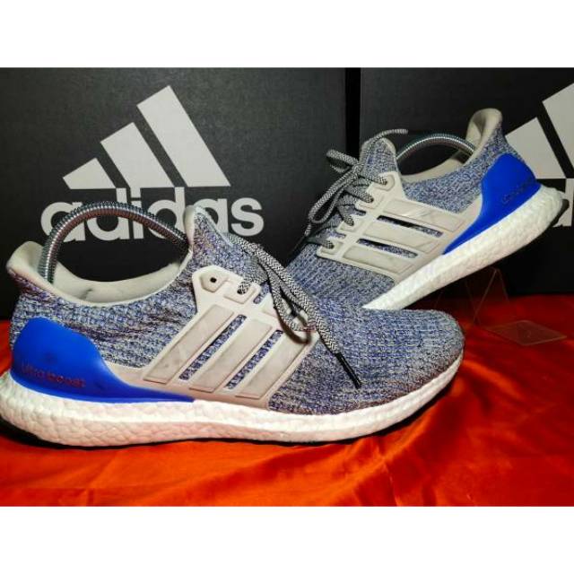 SEPATU SECOND ADIDAS ULTRABOOST ORIGINAL