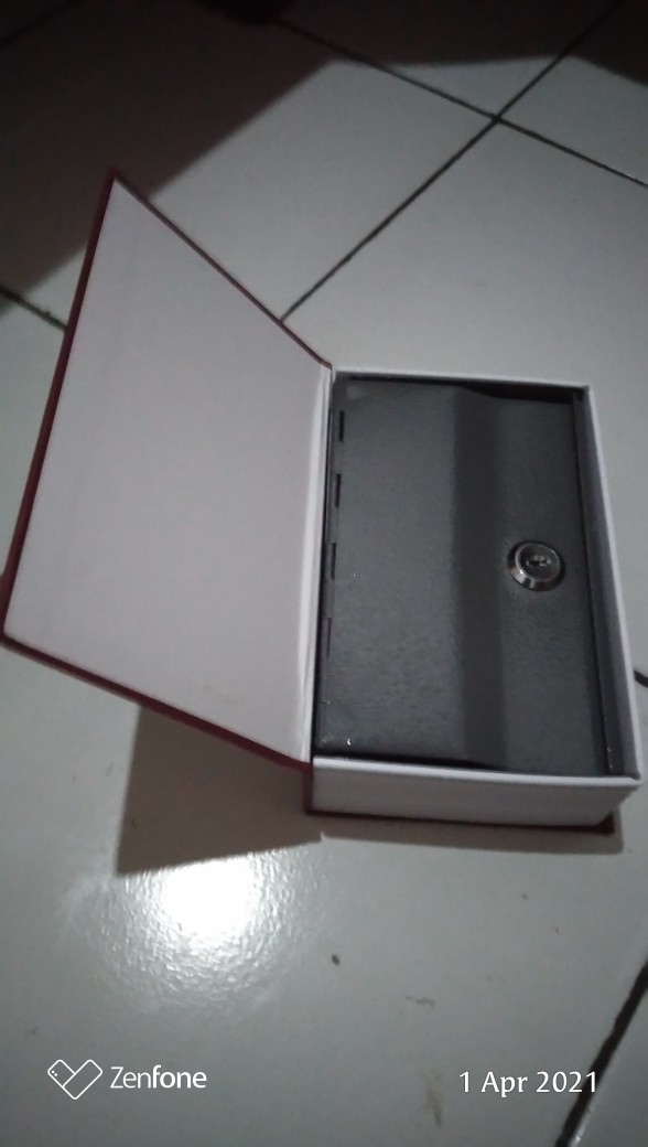 Brankas Mini Model Buku Kamus - Security Dictionary Cash Jewelry Key Lock Book Storage S Size - Red