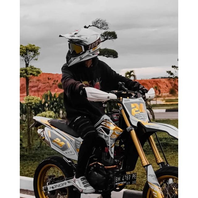 BSD DECAL STIKER MOTOR CRF 150 L COMBINASI GOLD/EMAS (bahan max decal)