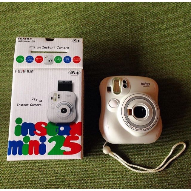 Kamera polaroid instax mini 25 s