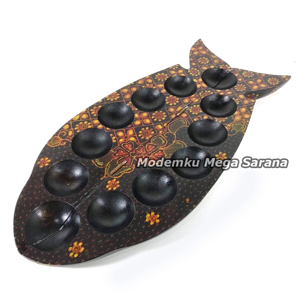 Mainan Tradisional Congklak Dakon Kayu Batik 37x23x2.5cm + Biji Kerang - Ikan