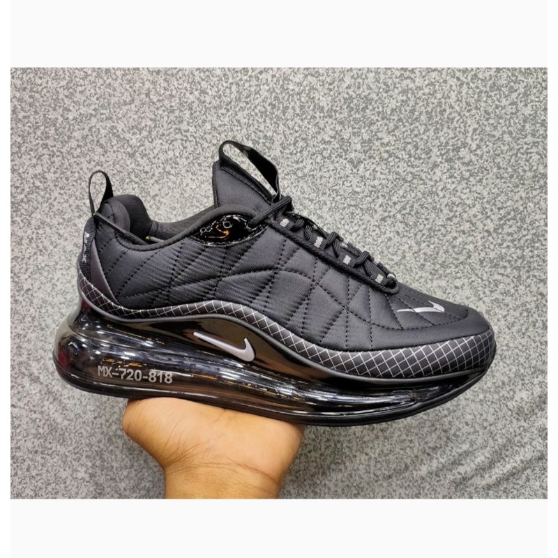 Sepatu Nike Air Max 720-818 Black White