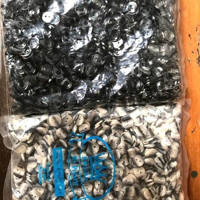 Kancing Baju Corak Macan 15mm-Kancing Baju Hitam