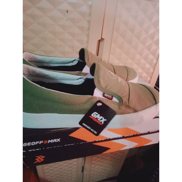 geoff max meery olive white/ hijau army ariel noah