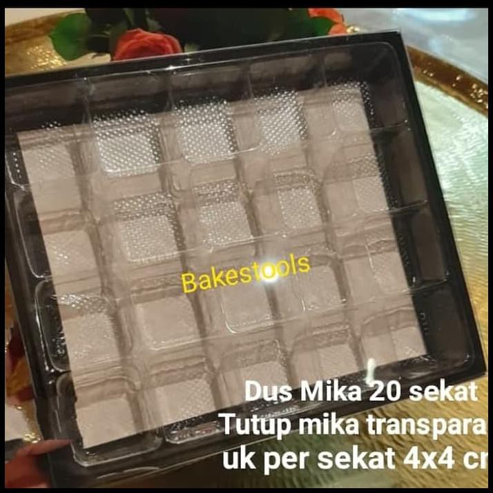 

Dus Mika 20 Sekat Tutup Transparan, Isi 10 Pcs