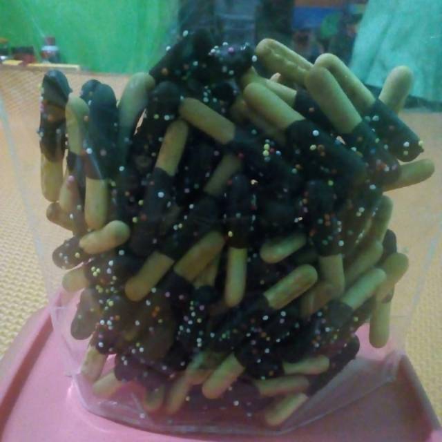 

Stik coklat,coklat mini,biskuit coklat,COKLAT /snack kiloan 250gr